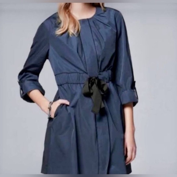 Vera Wang Rain Trench with Tie Waist - Picture 4 of 7